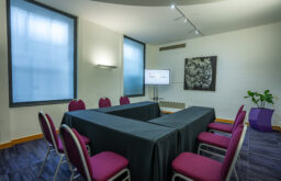 meeting room, modern space, u-shape layout