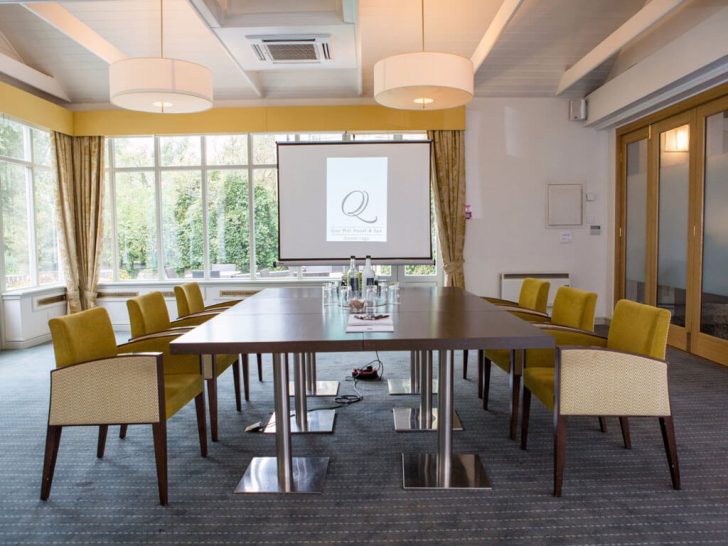 Quy Mill Hotel, boardroom layout, bright room